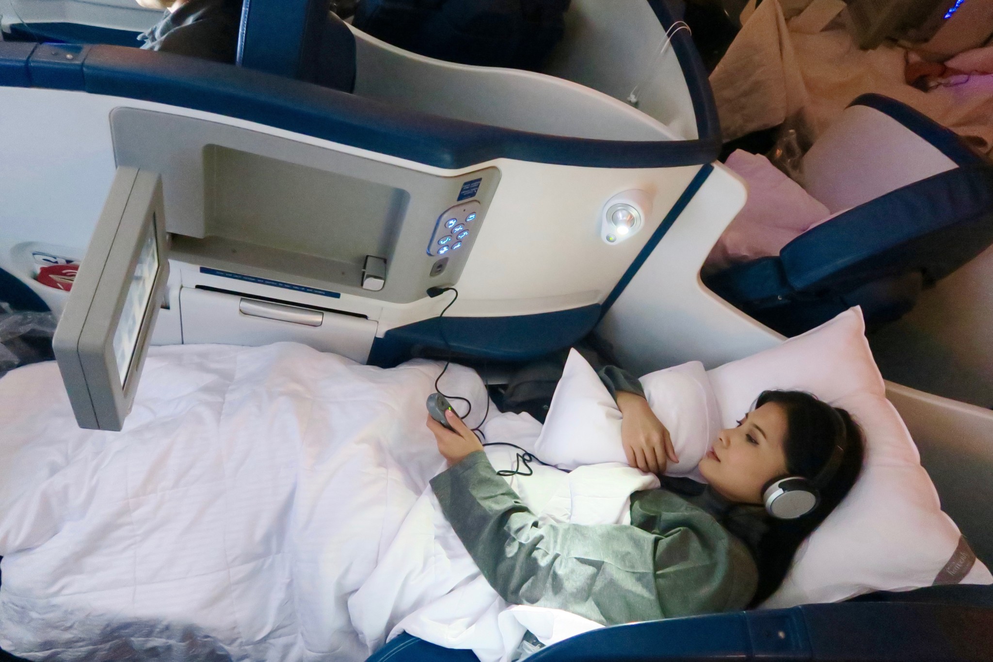 Elevate Your Journey: Delta Airlines Business Class Experience