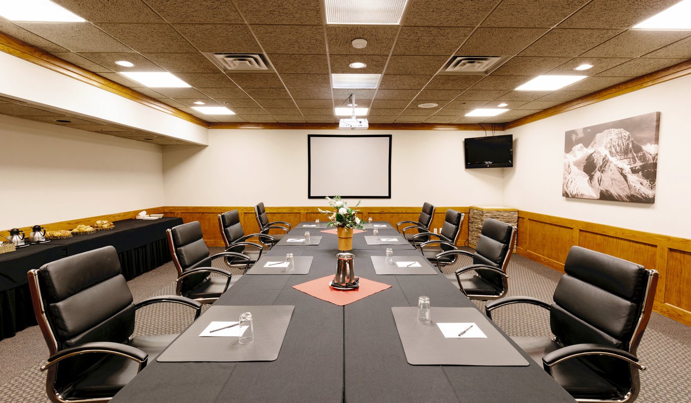 Unlocking Success: Elevating Business Events with Hotel Meeting Spaces