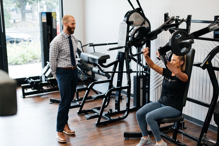 Discover the Perfect Gym Near Me with Personal Trainer for Your Fitness Goals